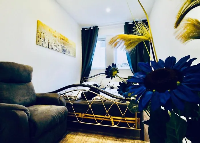Budget-friendly 2-bedroom With Living For 5 Апартаменты